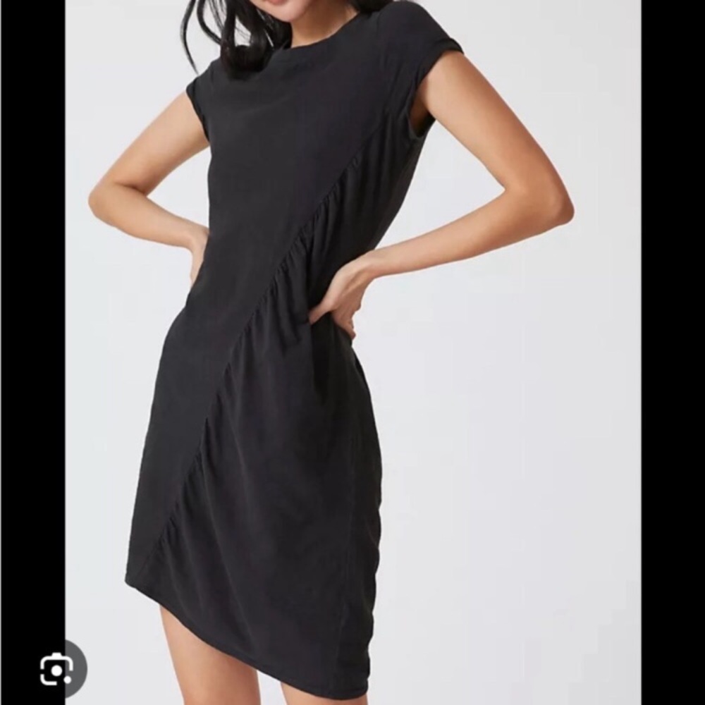 🎄FIRM PRICE🎄 Anthropologie T.La Ruched Tee mini dress - Picture 4 of 14